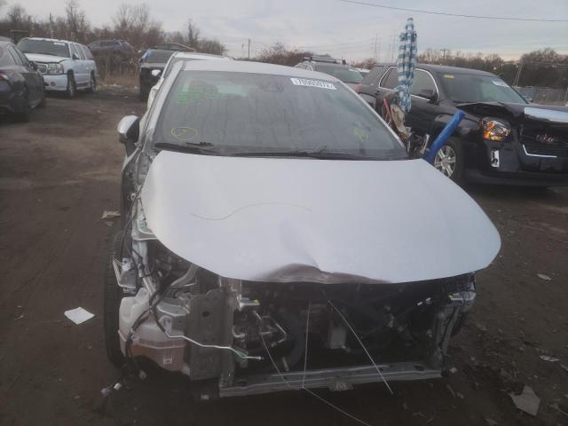 Photo 4 VIN: 5YFS4MCE8MP060924 - TOYOTA COROLLA SE 