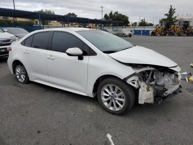 Photo 3 VIN: 5YFVPMAE8MP262802 - TOYOTA COROLLA LE 