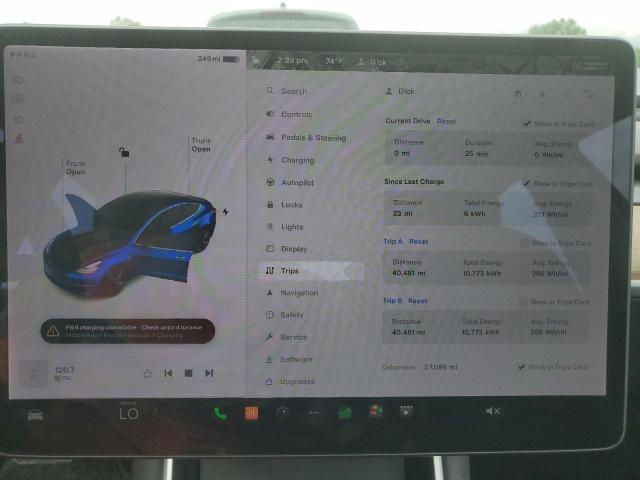 Photo 8 VIN: 5YJ3E1EA0HF003015 - TESLA MODEL 3 