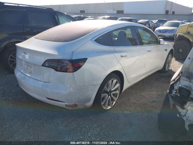 Photo 3 VIN: 5YJ3E1EA0JF008303 - TESLA MODEL 3 