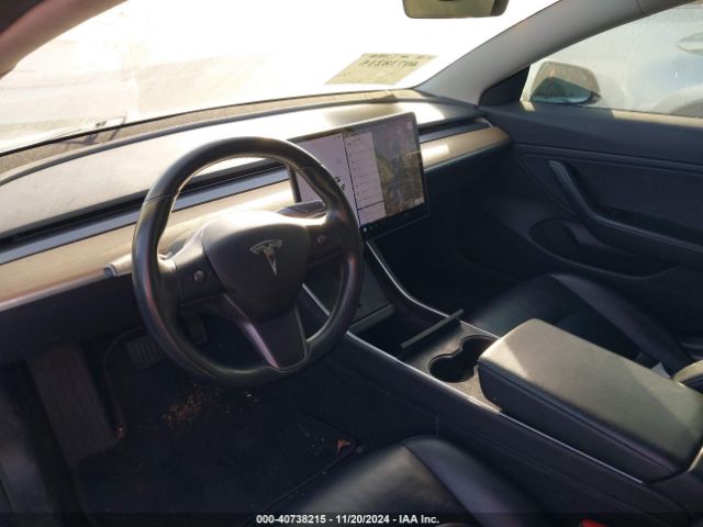 Photo 4 VIN: 5YJ3E1EA0JF008303 - TESLA MODEL 3 