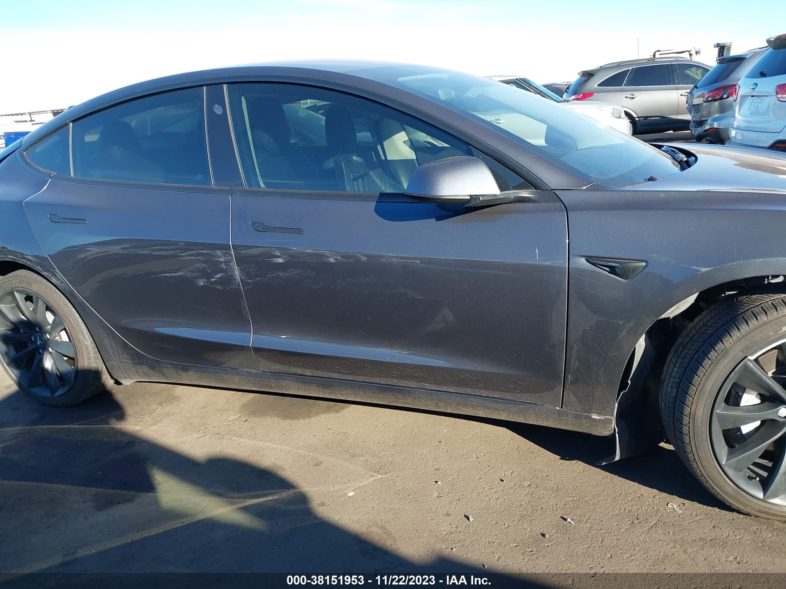 Photo 12 VIN: 5YJ3E1EA0JF036831 - TESLA MODEL 3 