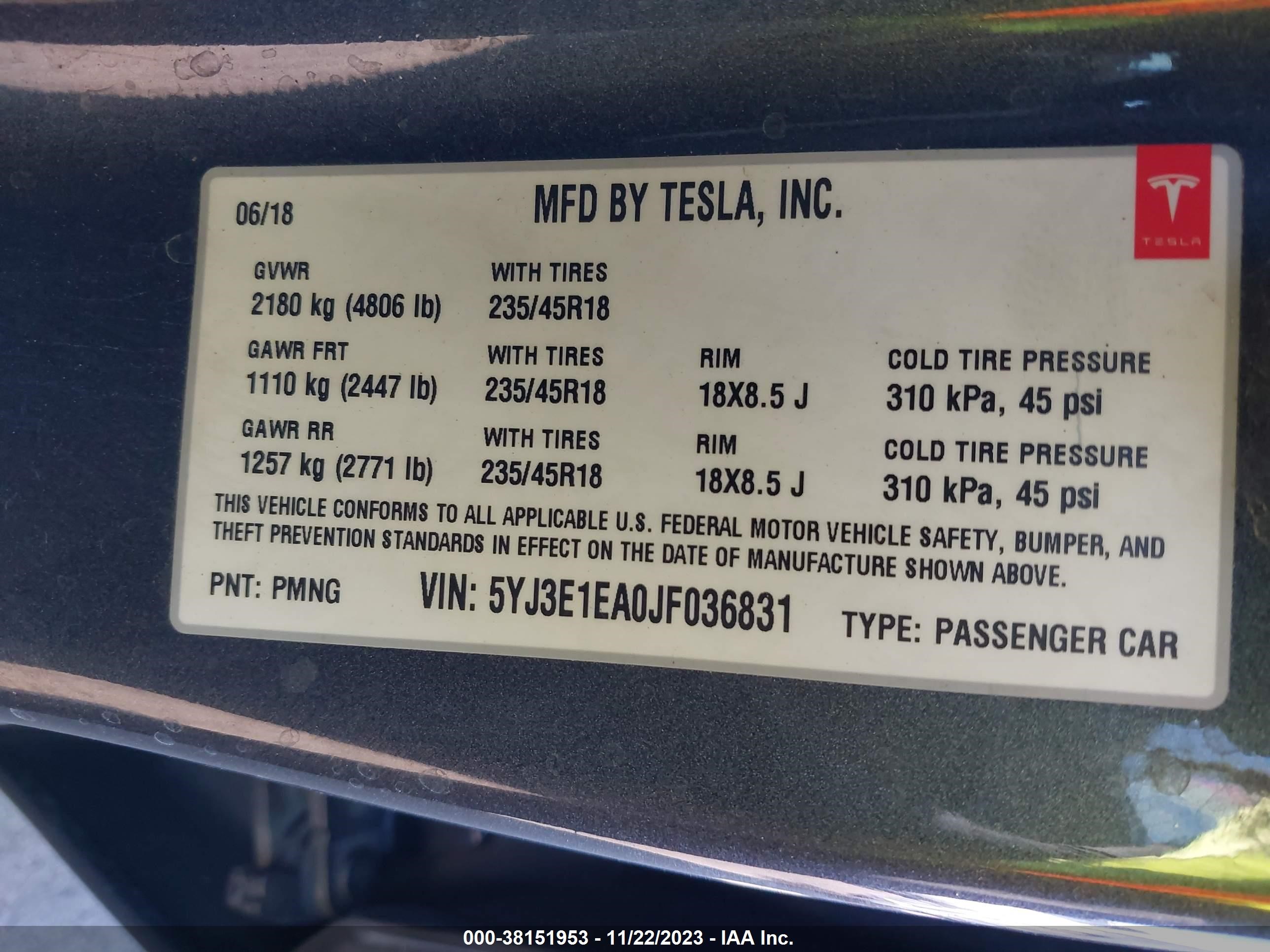 Photo 8 VIN: 5YJ3E1EA0JF036831 - TESLA MODEL 3 