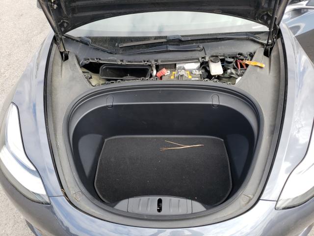 Photo 5 VIN: 5YJ3E1EA0JF041558 - TESLA MODEL 3 