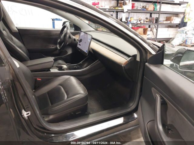 Photo 4 VIN: 5YJ3E1EA0JF047554 - HYUNDAI ELANTRA 