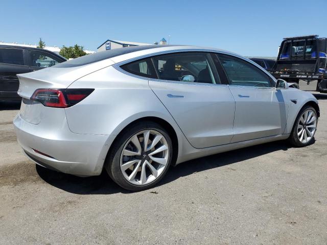 Photo 2 VIN: 5YJ3E1EA0JF048381 - TESLA MODEL 3 