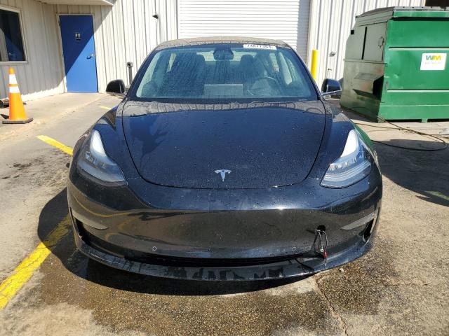 Photo 4 VIN: 5YJ3E1EA0JF052155 - TESLA MODEL 3 