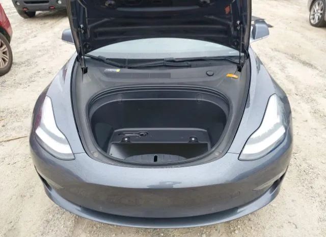 Photo 9 VIN: 5YJ3E1EA0JF077668 - TESLA MODEL 3 