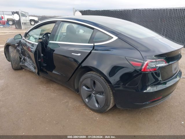 Photo 2 VIN: 5YJ3E1EA0JF098293 - TESLA MODEL 3 