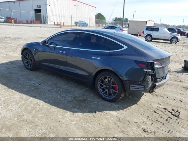 Photo 2 VIN: 5YJ3E1EA0JF101645 - TESLA MODEL 3 