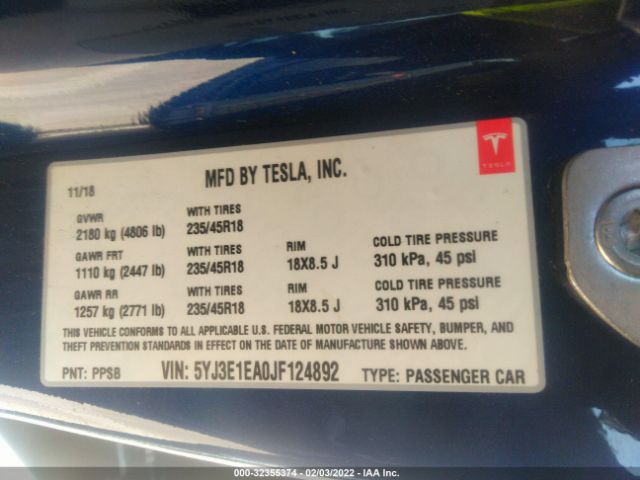 Photo 8 VIN: 5YJ3E1EA0JF124892 - TESLA MODEL 3 