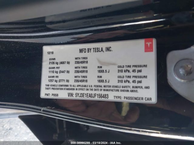 Photo 8 VIN: 5YJ3E1EA0JF156483 - TESLA MODEL 3 