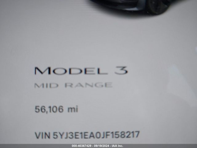 Photo 6 VIN: 5YJ3E1EA0JF158217 - TESLA MODEL 3 