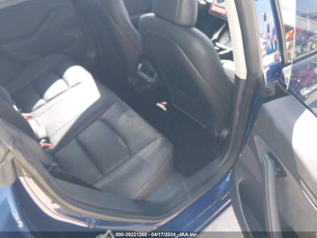 Photo 7 VIN: 5YJ3E1EA0JF164454 - TESLA MODEL 3 