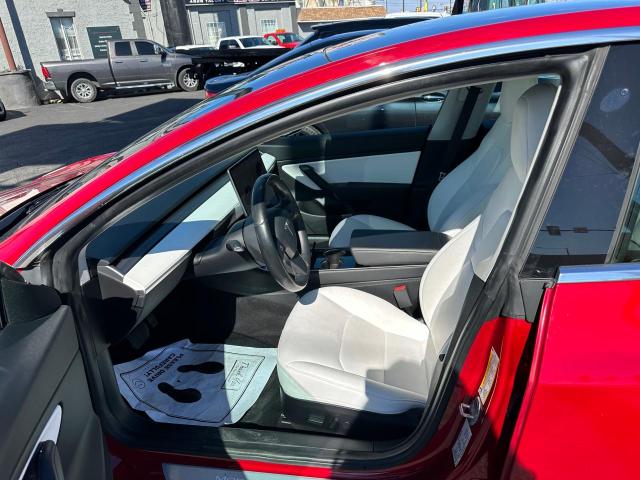 Photo 4 VIN: 5YJ3E1EA0KF402787 - TESLA MODEL 3 