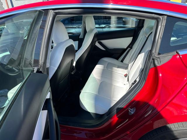 Photo 5 VIN: 5YJ3E1EA0KF402787 - TESLA MODEL 3 