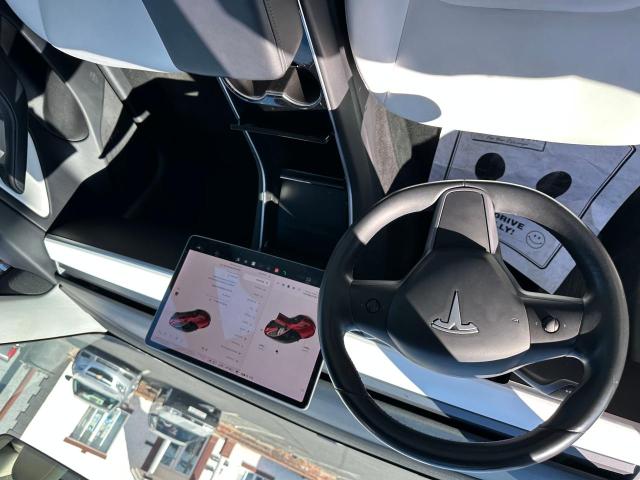 Photo 8 VIN: 5YJ3E1EA0KF402787 - TESLA MODEL 3 