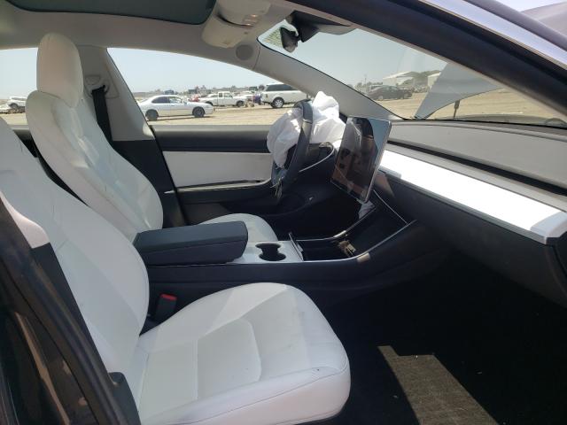 Photo 4 VIN: 5YJ3E1EA0KF444912 - TESLA MODEL 3 