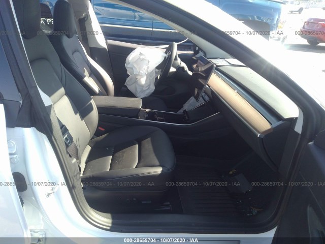 Photo 4 VIN: 5YJ3E1EA0LF504320 - TESLA MODEL 3 