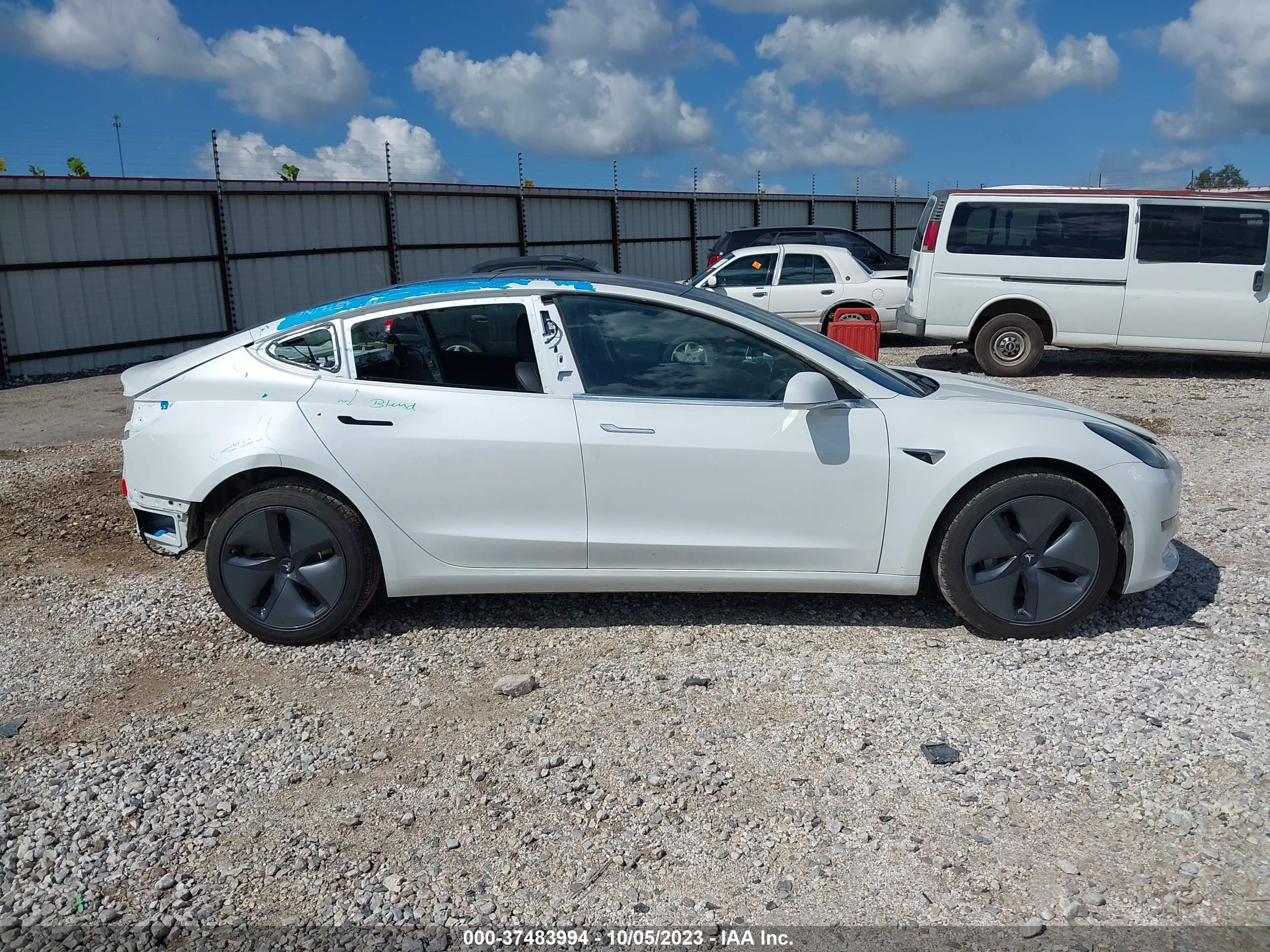 Photo 12 VIN: 5YJ3E1EA0LF597579 - TESLA MODEL 3 