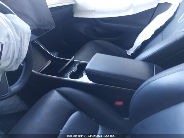 Photo 4 VIN: 5YJ3E1EA0LF705957 - TESLA MODEL 3 