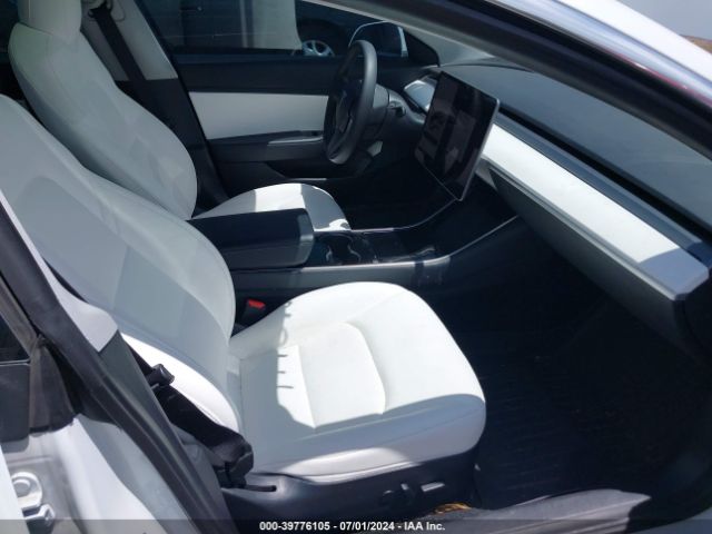 Photo 4 VIN: 5YJ3E1EA0LF804939 - TESLA MODEL 3 