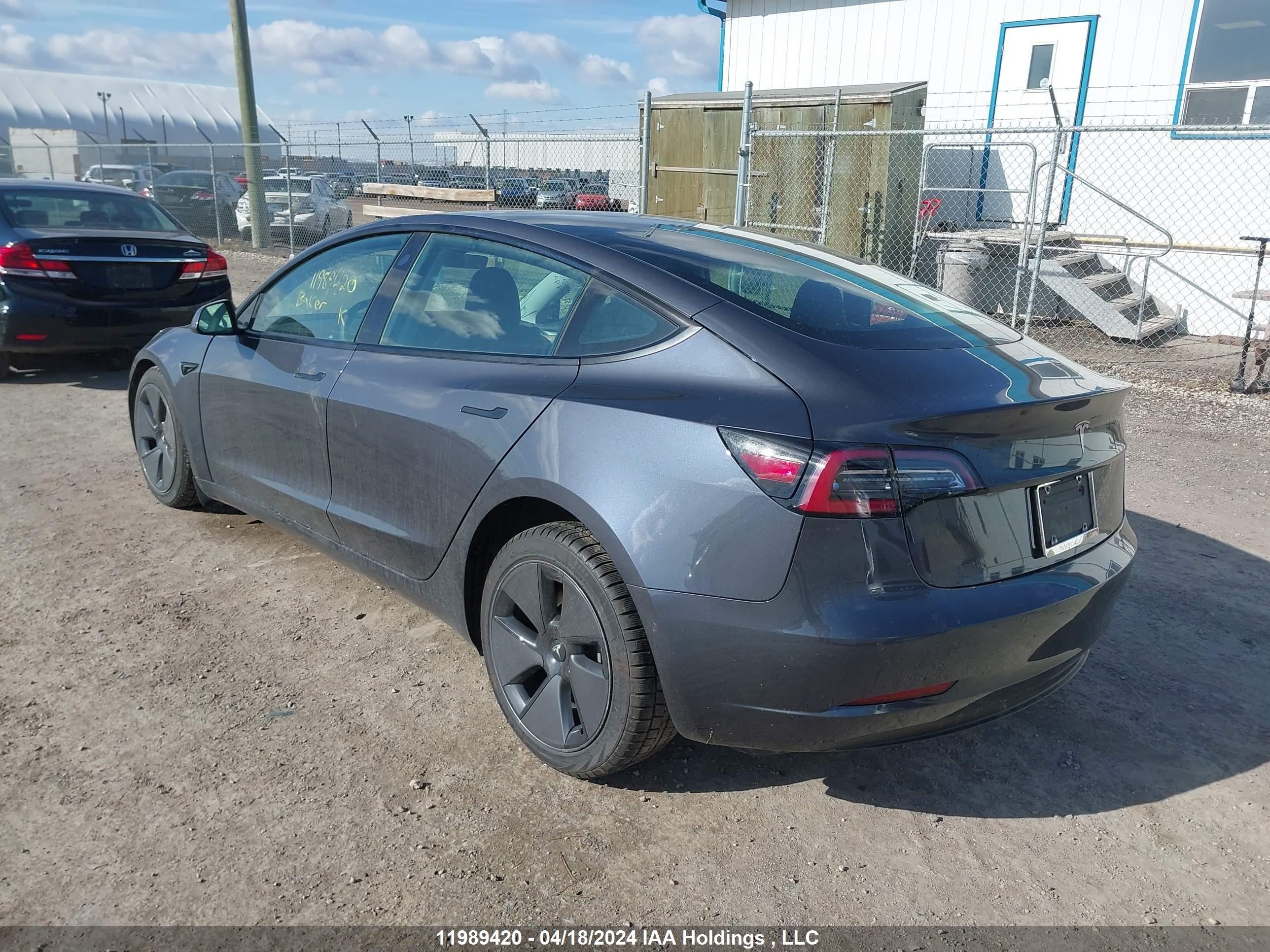 Photo 2 VIN: 5YJ3E1EA0MF015868 - TESLA MODEL 3 