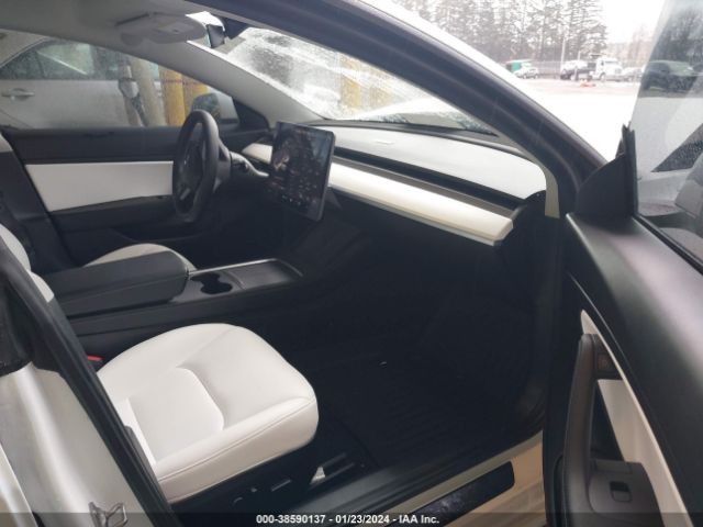 Photo 4 VIN: 5YJ3E1EA0MF928906 - TESLA MODEL 3 