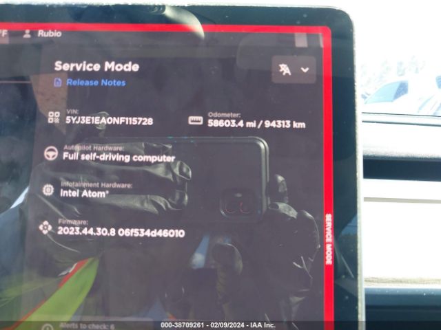 Photo 6 VIN: 5YJ3E1EA0NF115728 - TESLA MODEL 3 