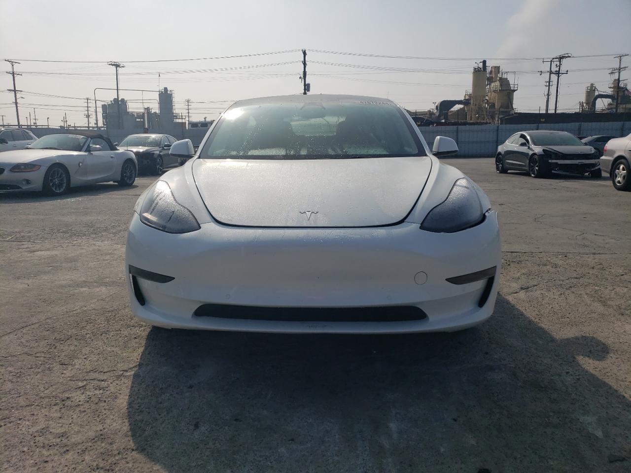 Photo 4 VIN: 5YJ3E1EA0NF117169 - TESLA MODEL 3 