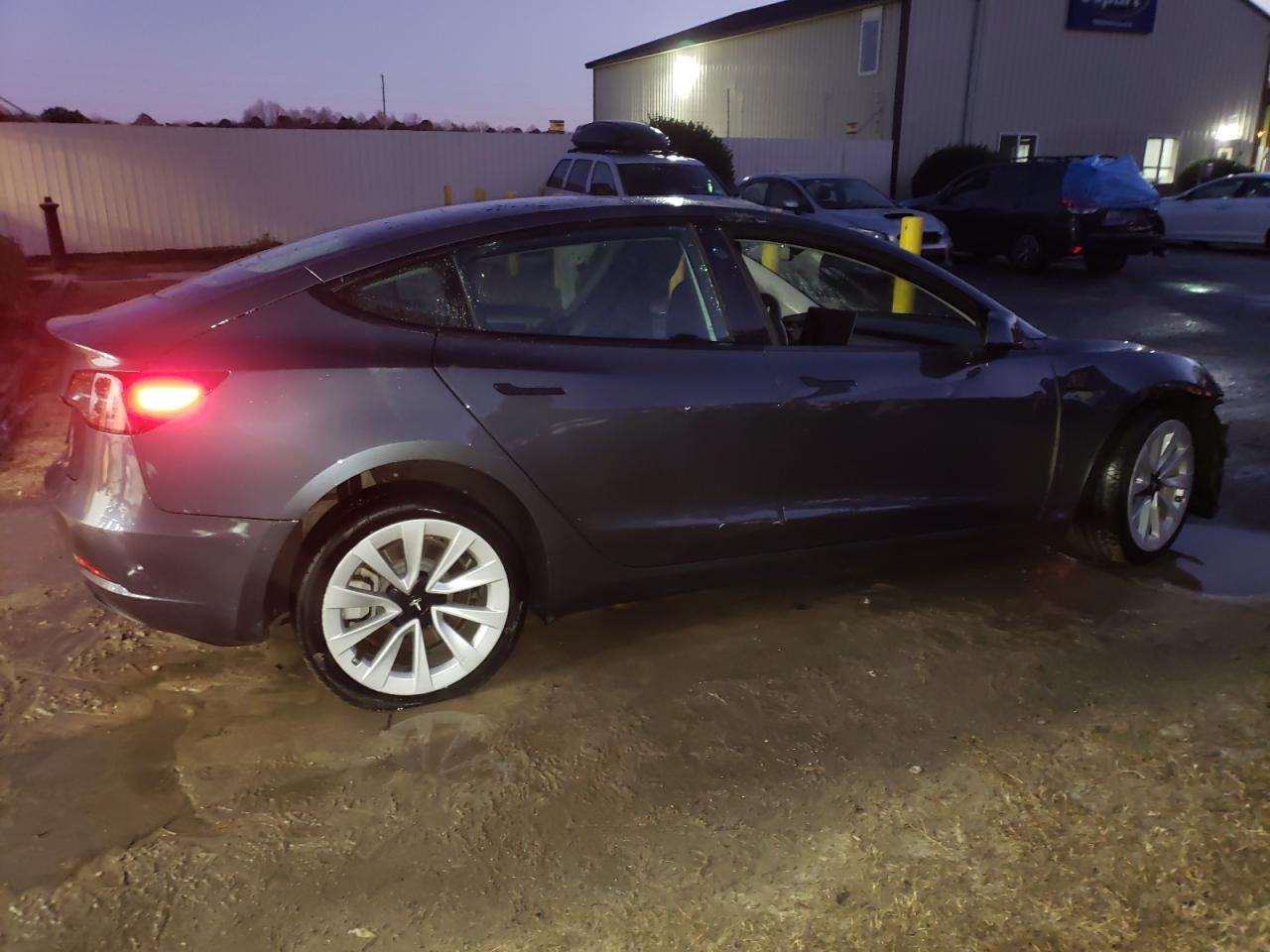 Photo 2 VIN: 5YJ3E1EA0NF288360 - TESLA MODEL 3 