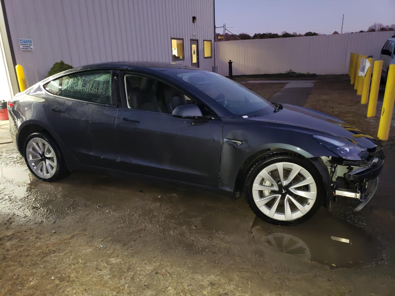 Photo 3 VIN: 5YJ3E1EA0NF288360 - TESLA MODEL 3 