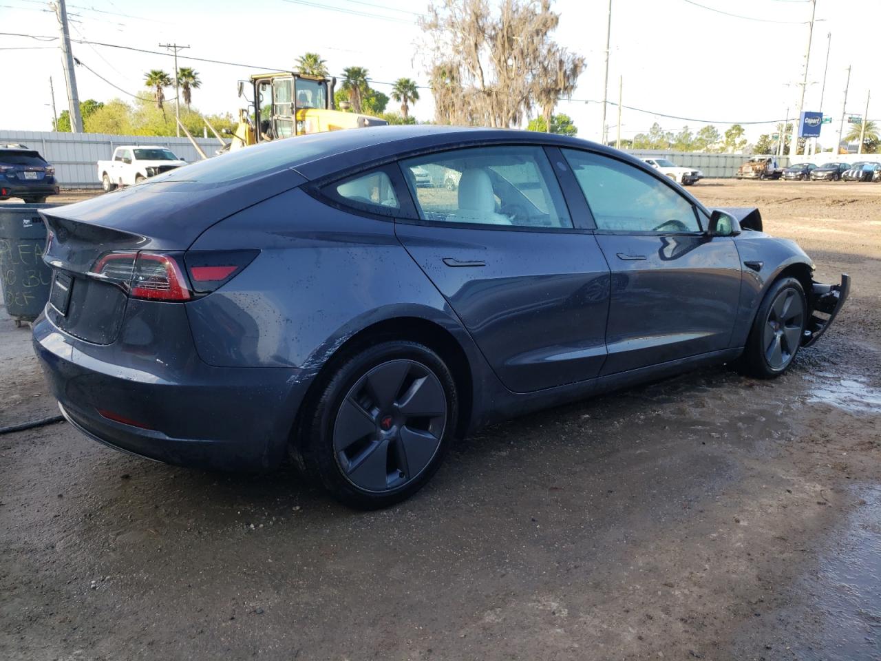 Photo 2 VIN: 5YJ3E1EA0PF383682 - TESLA MODEL 3 