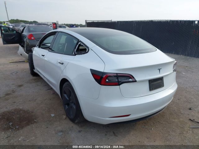 Photo 2 VIN: 5YJ3E1EA0PF384993 - TESLA MODEL 3 