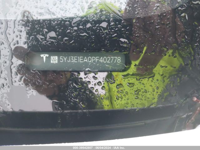 Photo 8 VIN: 5YJ3E1EA0PF402778 - TESLA MODEL 3 