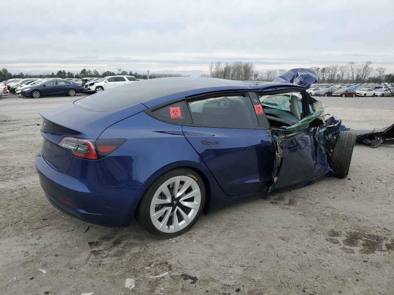 Photo 2 VIN: 5YJ3E1EA0PF465606 - TESLA MODEL 3 