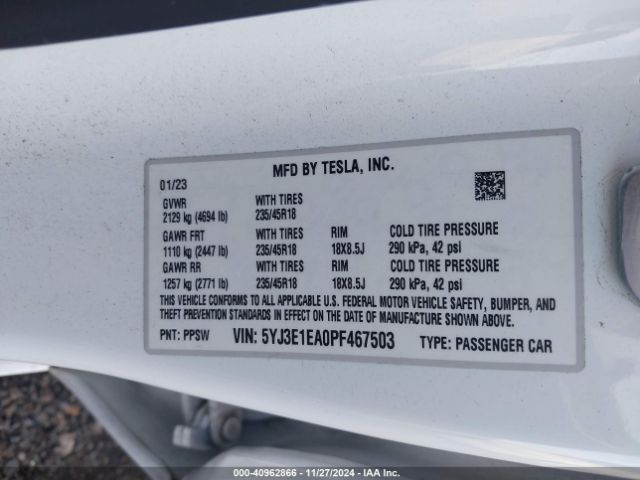 Photo 8 VIN: 5YJ3E1EA0PF467503 - TESLA MODEL 3 