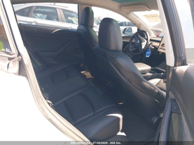 Photo 7 VIN: 5YJ3E1EA0PF477481 - TESLA MODEL 3 