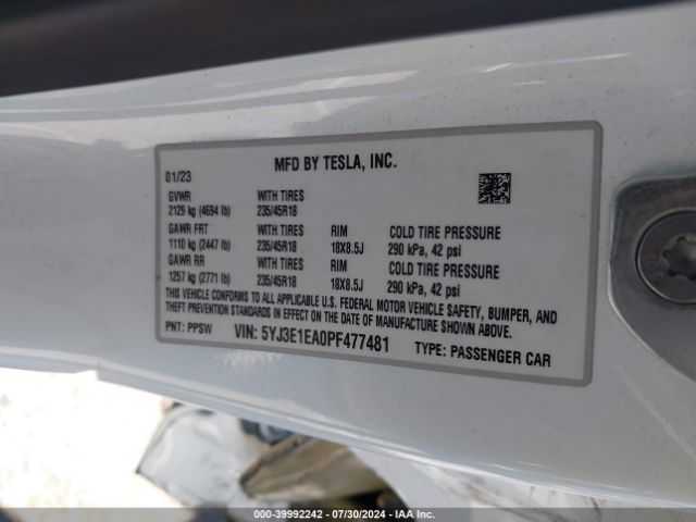 Photo 8 VIN: 5YJ3E1EA0PF477481 - TESLA MODEL 3 