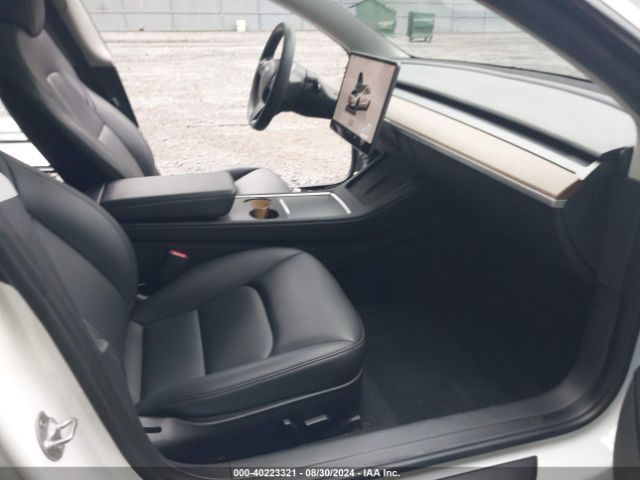 Photo 4 VIN: 5YJ3E1EA0PF500385 - TESLA MODEL 3 