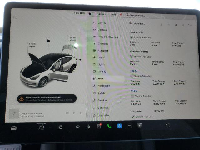 Photo 8 VIN: 5YJ3E1EA0PF500502 - TESLA MODEL 3 