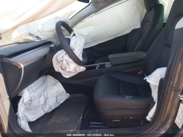 Photo 4 VIN: 5YJ3E1EA0PF510737 - TESLA MODEL 3 