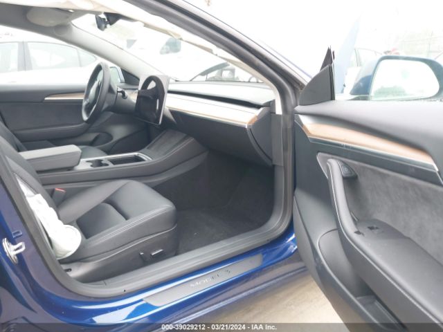 Photo 4 VIN: 5YJ3E1EA0PF547206 - TESLA MODEL 3 