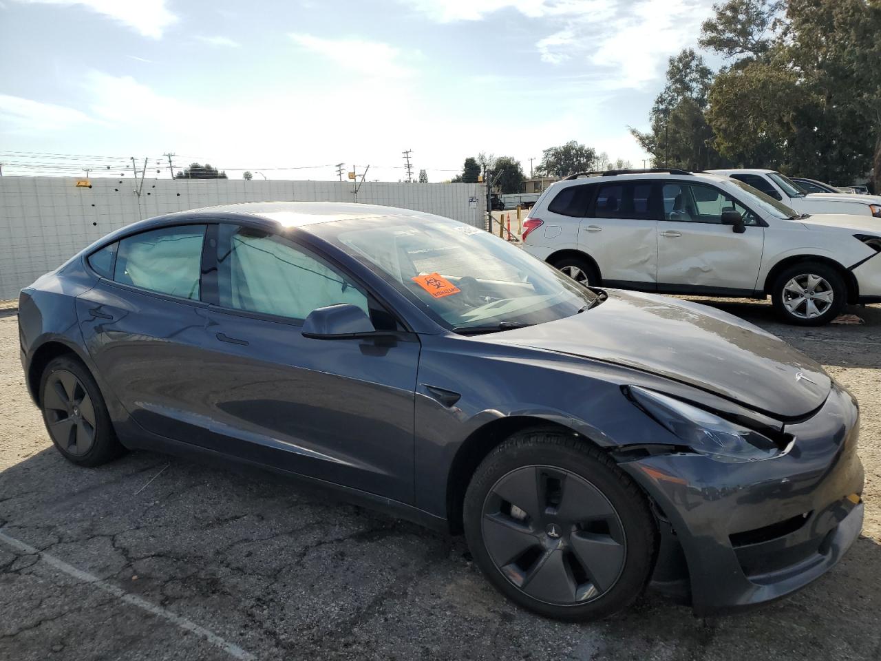 Photo 3 VIN: 5YJ3E1EA0PF550168 - TESLA MODEL 3 