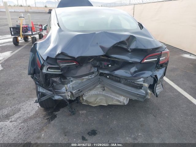 Photo 5 VIN: 5YJ3E1EA0PF665322 - TESLA MODEL 3 