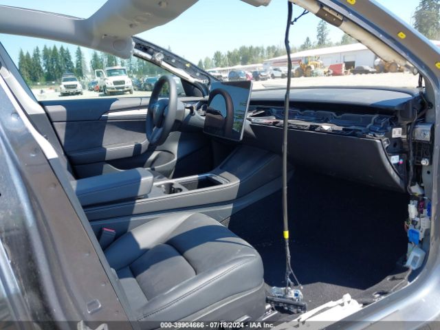 Photo 4 VIN: 5YJ3E1EA0PF699969 - TESLA MODEL 3 