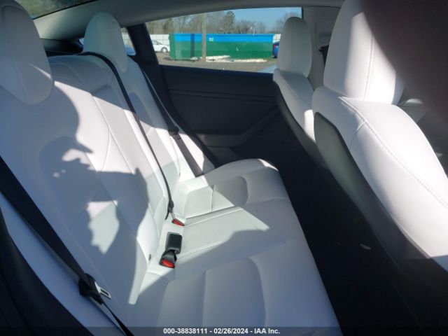 Photo 7 VIN: 5YJ3E1EA0PF703549 - TESLA MODEL 3 