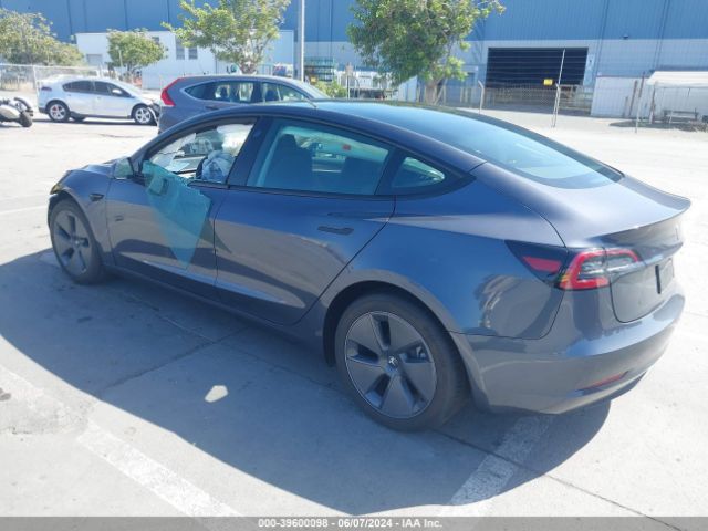 Photo 2 VIN: 5YJ3E1EA0PF711165 - TESLA MODEL 3 