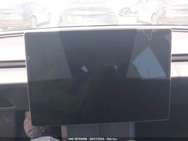 Photo 6 VIN: 5YJ3E1EA0RF752477 - TESLA MODEL 3 