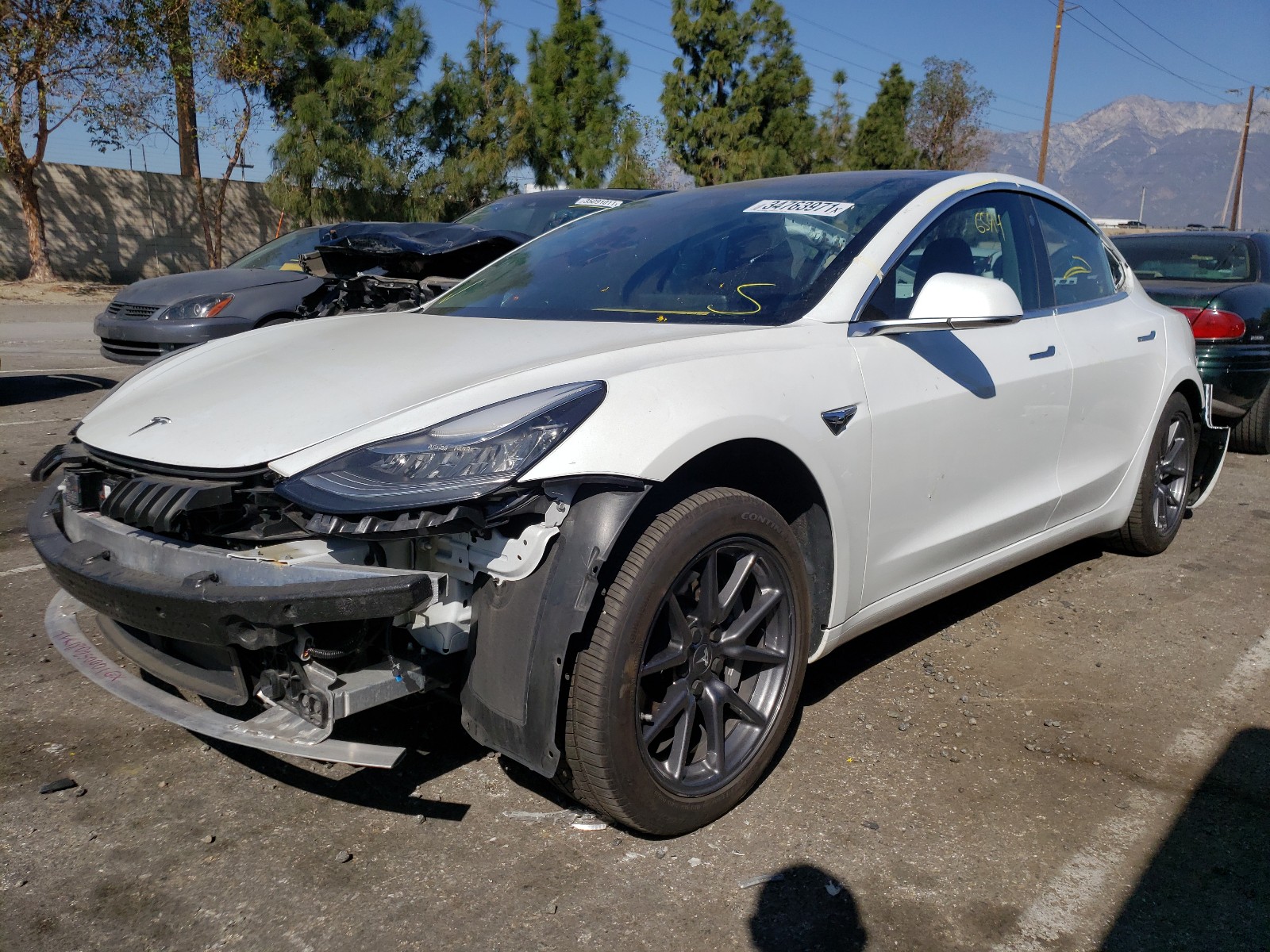 Photo 1 VIN: 5YJ3E1EA1JF005653 - TESLA MODEL 3 